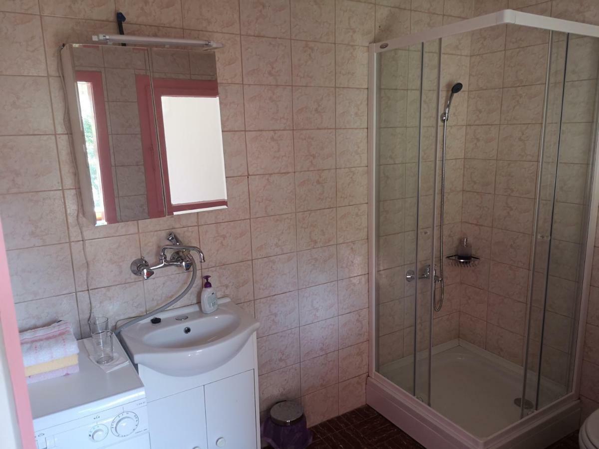 Robida Villa Vransko Luaran gambar